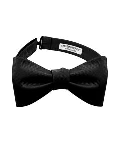 Small Classic Bow Tie Tying