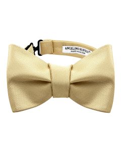 Classic Bow Tie Tying